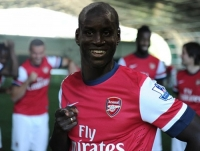 "Đại Pháo" Demba Ba Mở Đường Tới Arsenal