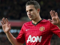 Van Persie chê UEFA 'hèn nhát'