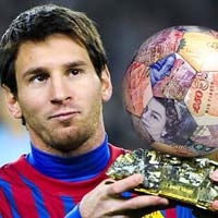 Một Messi mê "money"?