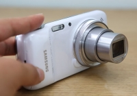 Smartphone lai máy ảnh của Samsung xuất hiện tại Việt Nam