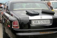 Siêu xe Rolls Royce đâm chết 2 thanh niên
