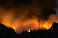 Biển lửa bao trùm nhà máy Diana Bắc Ninh "Khổ Chị em thôi hớhớ"