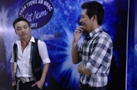 Thí sinh bị hoang tưởng sức mạnh trầm trọng tại Vietnam Idol 2013 !! Điên cmn nặng rồi =))
