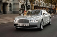 Chiêm ngưỡng siêu xe Bentley Flying Spur V8 giá 13 tỷ đồng