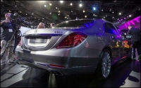Đối thủ chính của xe siêu sang Mercedes Maybach S600