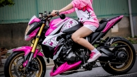 [Người đẹp và Công nghệ - G channel] Nữ biker 9X cưỡi xe HỐNG theo trào lưu 6S pink