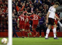 Liverpool đè bẹp Man Utd ở Europa League