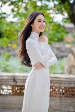 Nhan sắc Hoa khôi Huế vào chung kết Hoa hậu Việt Nam
