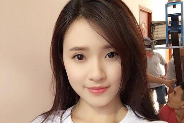 Ảnh xinh tươi của Midu trên phim trường