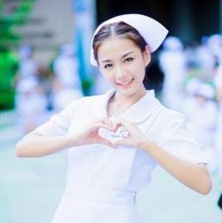 Ngắm nữ y tá xinh đẹp nhất Thái Lan <3