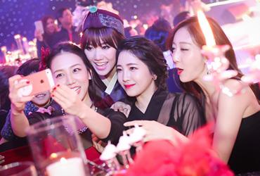 4 cô em vợ "đẹp như tiên" của Trấn Thành