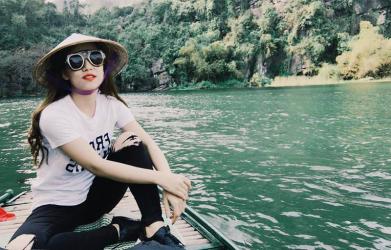 Hình ảnh gợi cảm không được lên sóng của MC Trúc Mai