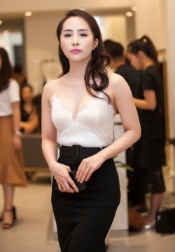 Quỳnh Nga và miss Audition Ngọc Anh :x