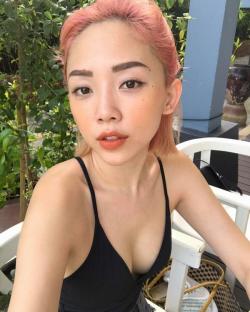 Không có sao Việt nào diện bikini nào hot bằng em ấy
