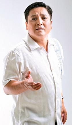 Nghệ sĩ Việt đồng loạt bênh vực hoa hậu Phương Nga :)
