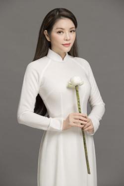Lý Nhã Kỳ tinh khôi, thanh lịch như nữ sinh cấp 3 trong tà áo dài trắng
