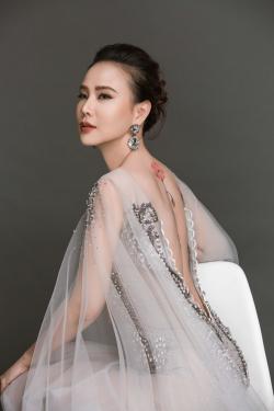 Ảnh bikini nóng bỏng của Dương Yến Ngọc