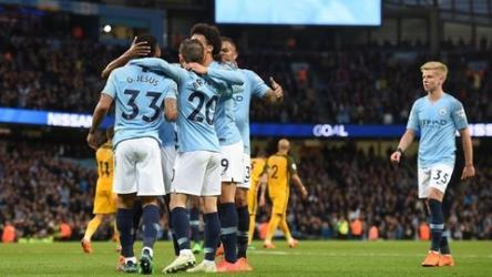 Đè bẹp tiểu nhược Brighton, Manchester City làm lên lịch sử tại Ngoại Hạng Anh