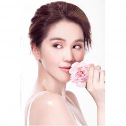 Sao Việt tô son nude