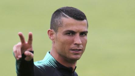 Buổi tập đầu tiên của Ronaldo trước World Cup 2018