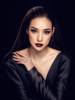 Lilly Nguyễn biến hóa phong cách với bốn kiểu trang điểm ấn tượng