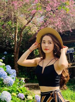 Quỳnh Nga - về nhà đi con :x