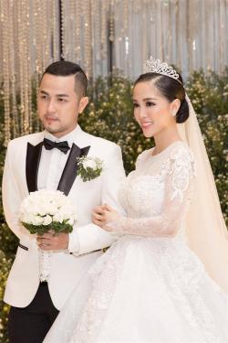Mẹ 2 con - chị dâu Bảo Thy :x