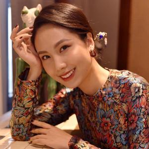 Thêm cú toang hàng hiệu khiến cựu hot girl dở khóc dở cười, lần này 'thủ phạm' là cô giúp việc