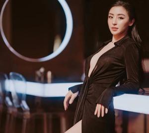 10 năm sau nổi tiếng, 'hot girl bánh tráng trộn' giờ ra sao?