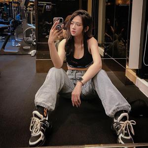 Body “100 năm có 1” của cô gái vàng trong làng gym Việt Lê Xuân Anh