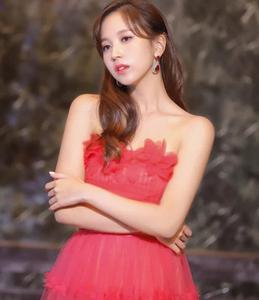 10 idol nữ đẹp chuẩn quý tộc: Irene là cực phẩm, Jennie thở thôi cũng sang chảnh