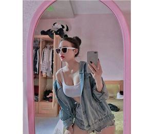 Hotgirl 9X từng lột xác ngoạn mục, hoá mỹ nhân gợi cảm với body đẹp mướt mắt