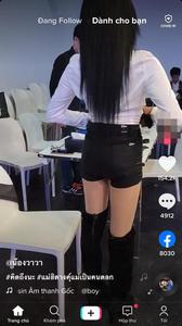 Gương mặt ngày càng đáng sợ của gái già chuyển giới thích cặp kè trai trẻ