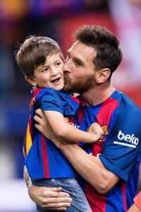 Messi and his son