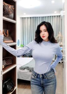 Sexy, sở hữu căn hộ chung cư cao cấp nhưng sao Bà Tưng chưa lấy chồng?