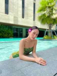 Dàn Hoa hậu đọ dáng 'đồng hồ cát': Thùy Tiên, Đỗ Thị Hà khiến fan trầm trồ
